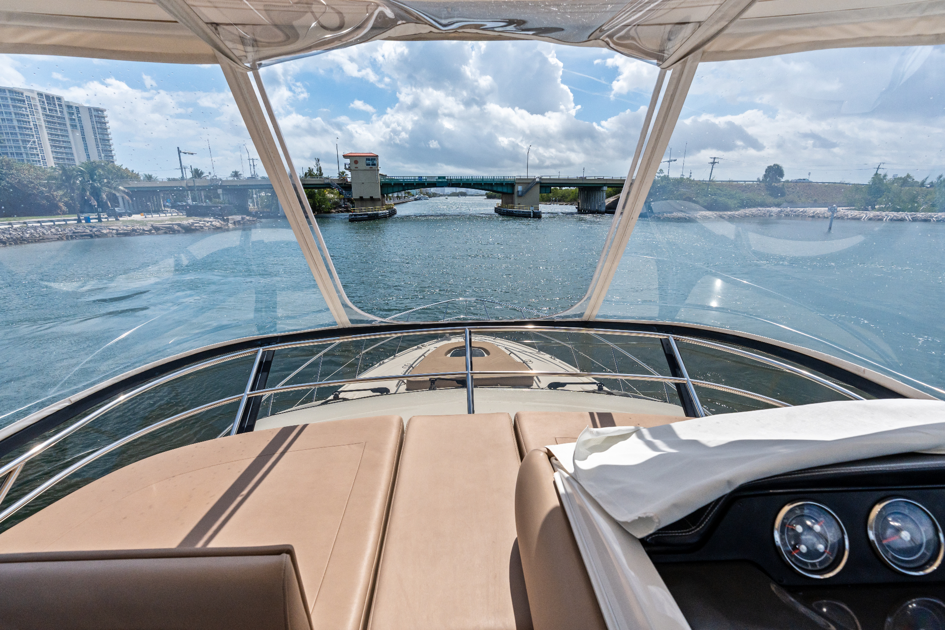 Forward visibility from helm